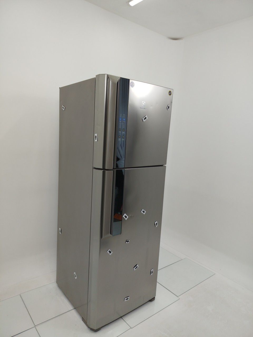 REFRIGERADOR ELECTROLUX DF56S  DUAS PORTAS FR