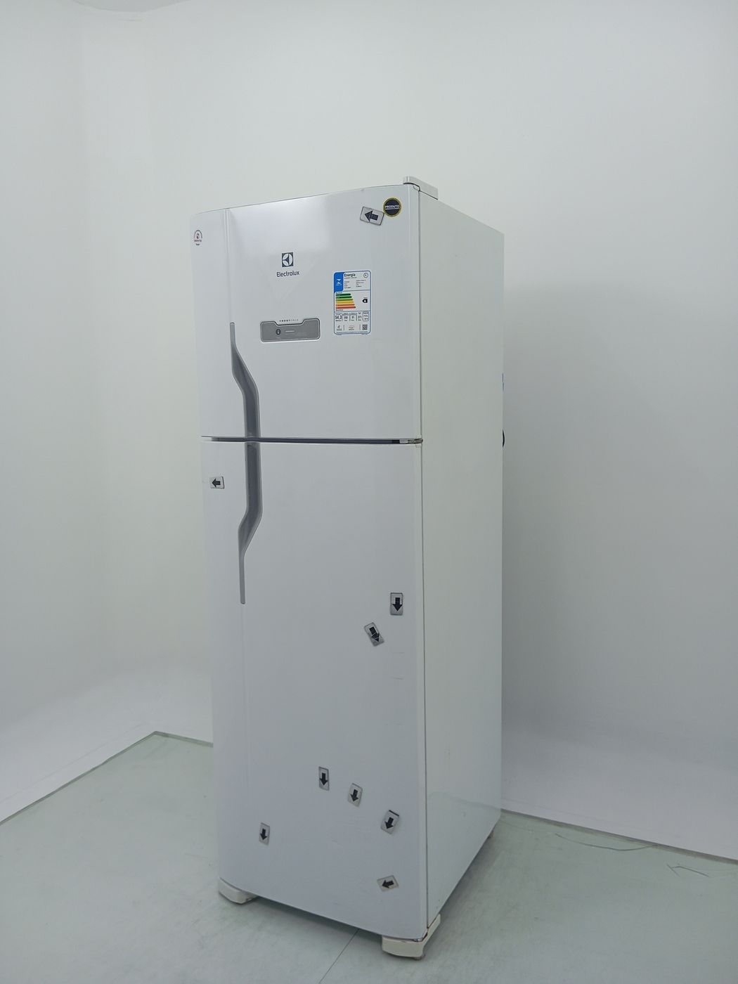 REFRIGERADOR ELECTROLUX DFN41 - Refrigerador 
