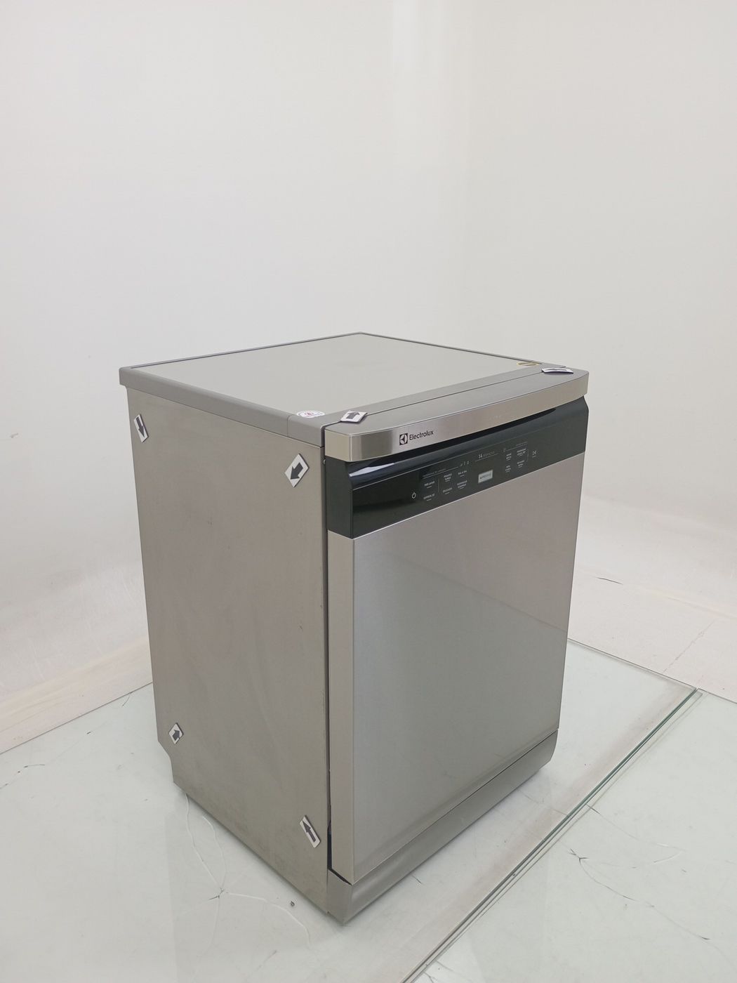 LAVA LOUCAS ELECTROLUX LL14X - Lava Louça Ele