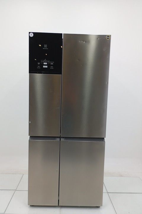 REFRIGERADOR ELECTROLUX IQ8S FROST FREE MULTI
