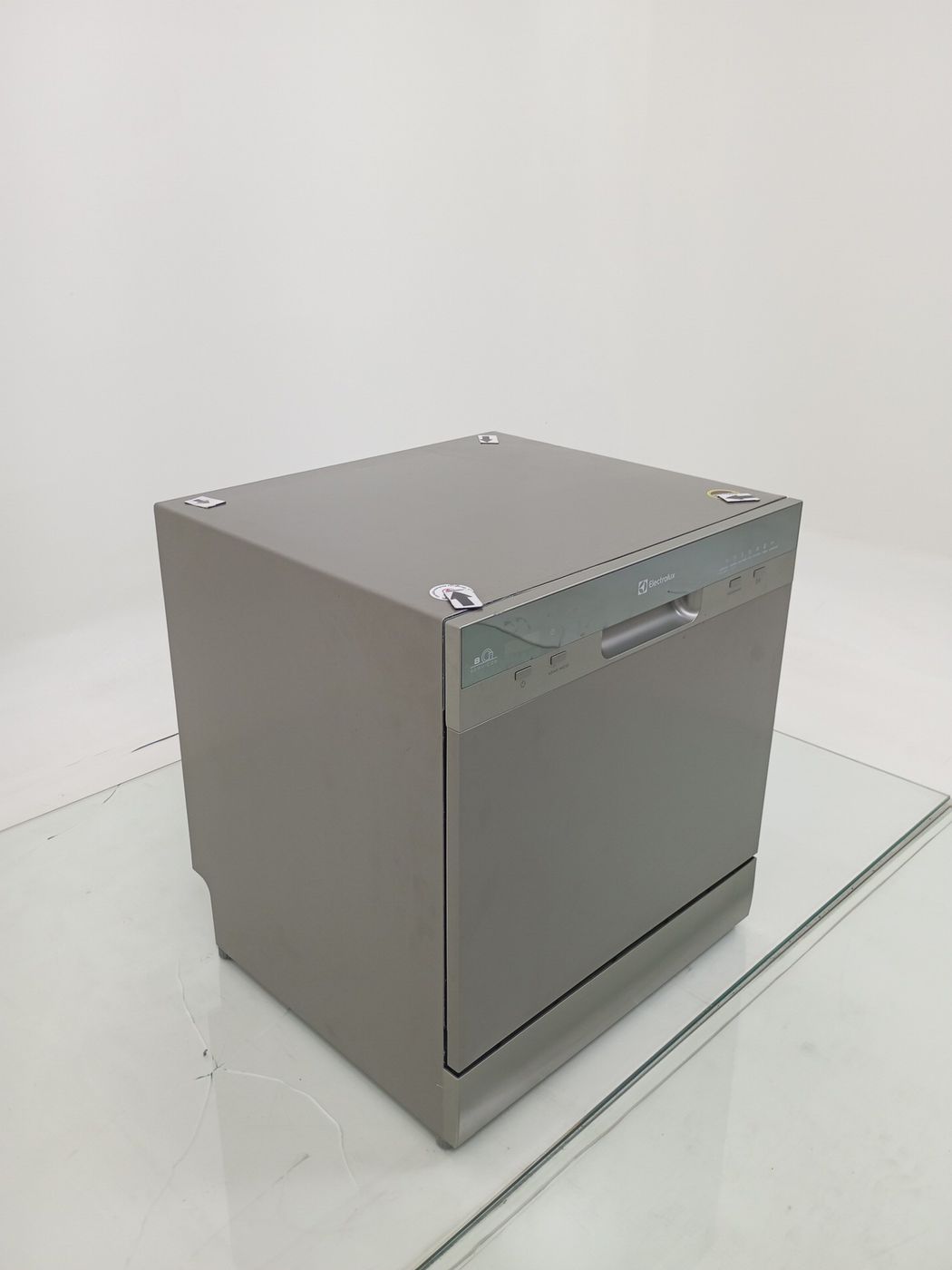 LAVA LOUCAS ELECTROLUX LL08S - Lava Louça Ele