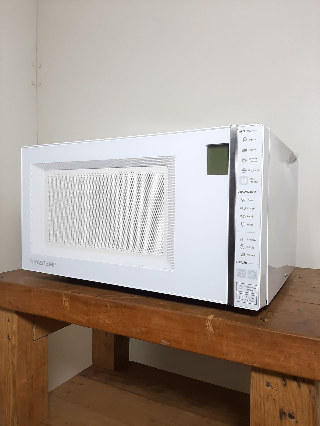 MICRO-ONDAS BRASTEMP 45 L - BRANCO