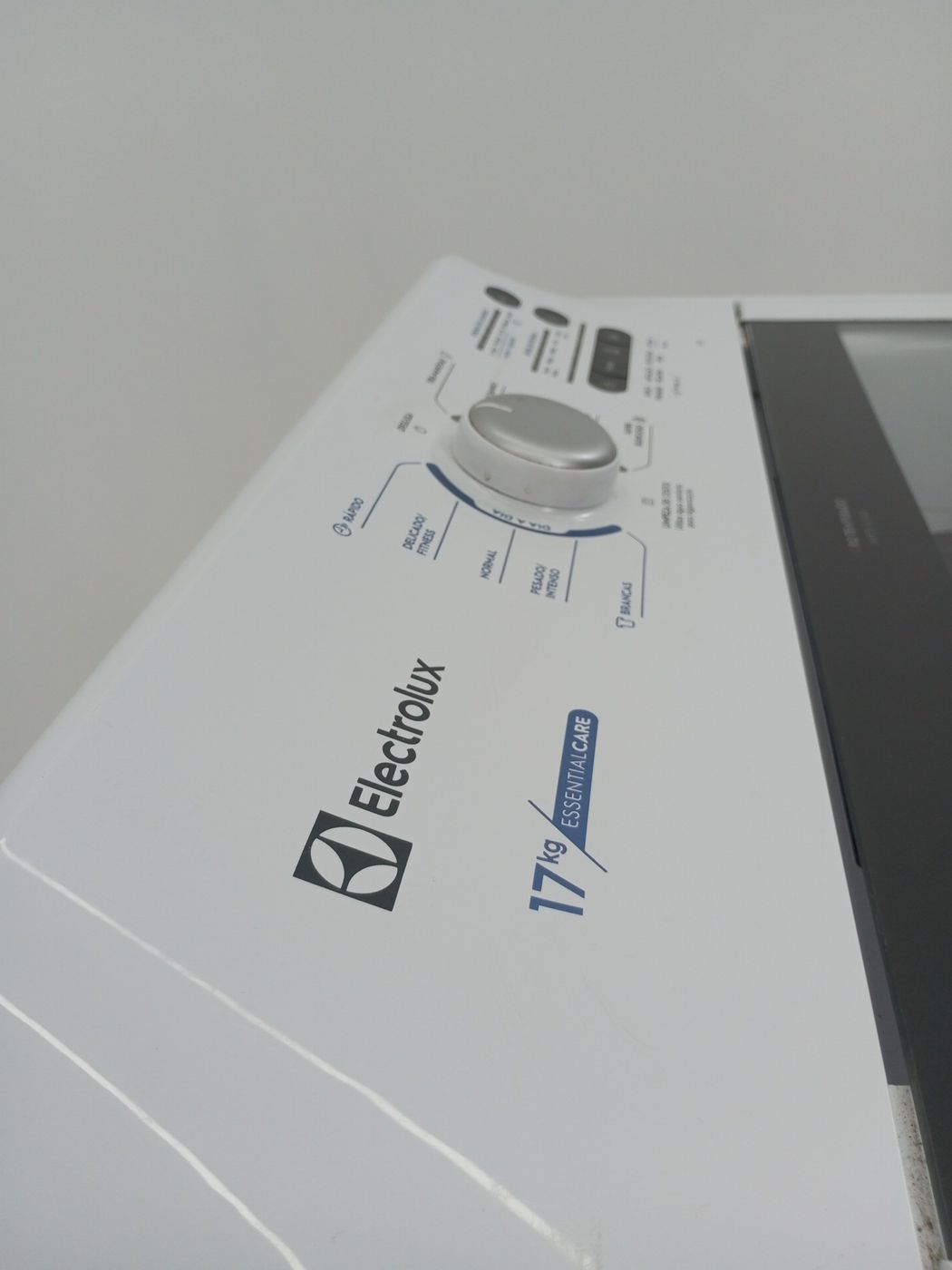 LAVADORA ELECTROLUX LED17 ROUPAS TOP LOAD 17K
