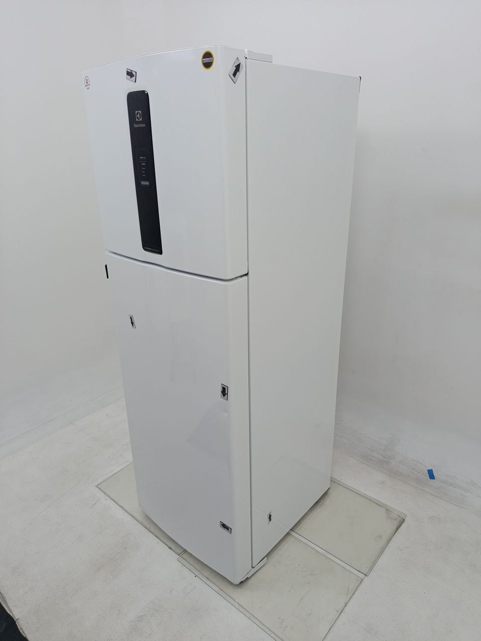 REFRIGERADOR ELECTROLUX IF43 - Refrigerador E