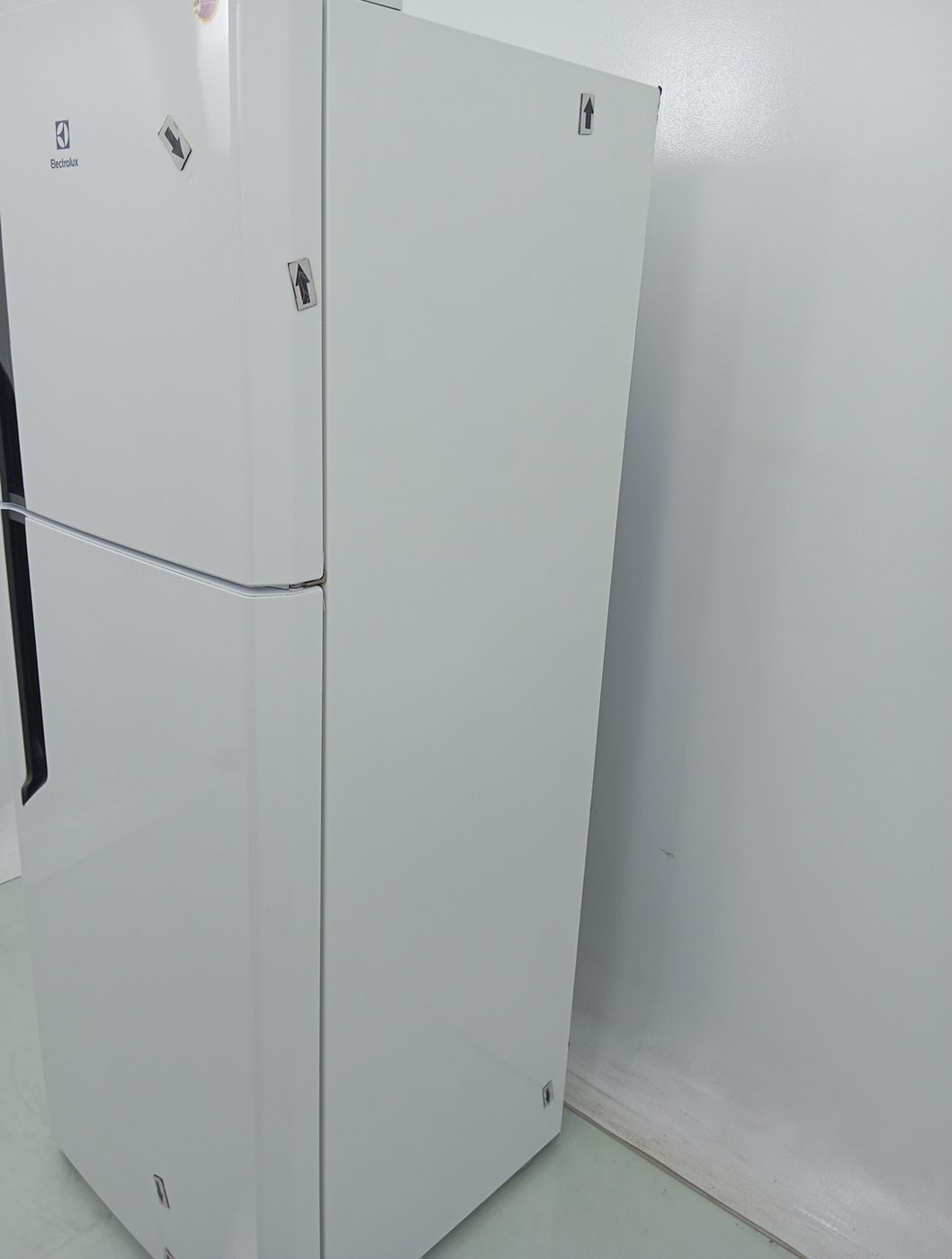 REFRIGERADOR ELECTROLUX TF56 FROST FREE 474L 