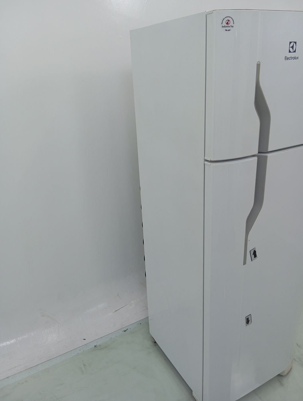 GELADEIRA ELECTROLUX DC35A CYCLE DEFROST 260L