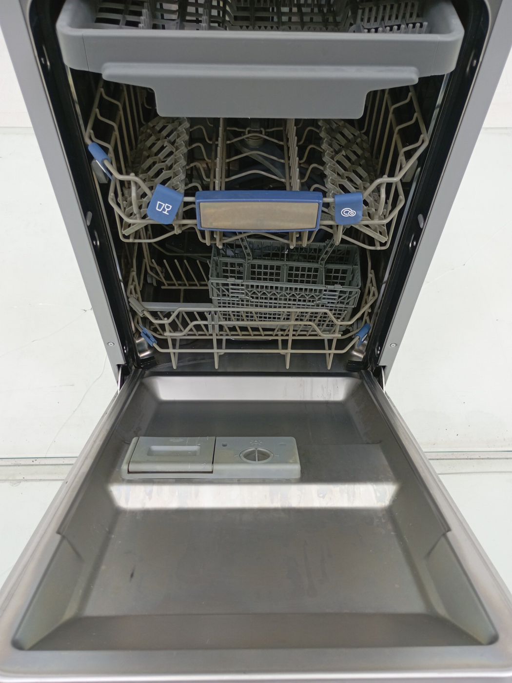 LAVA LOUCAS ELECTROLUX LL10X - Lava Louça Ele