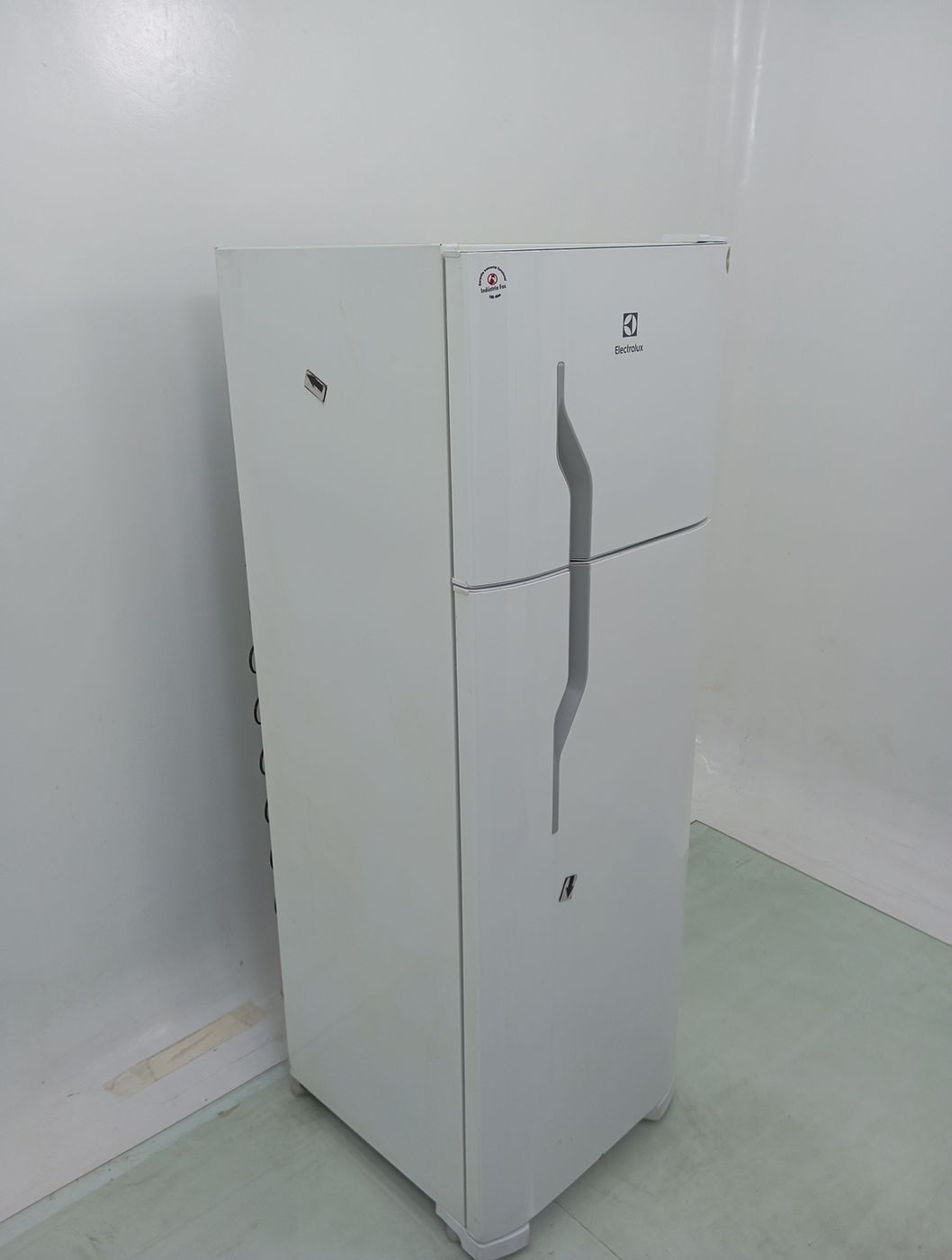 GELADEIRA ELECTROLUX DC35A CYCLE DEFROST 260L