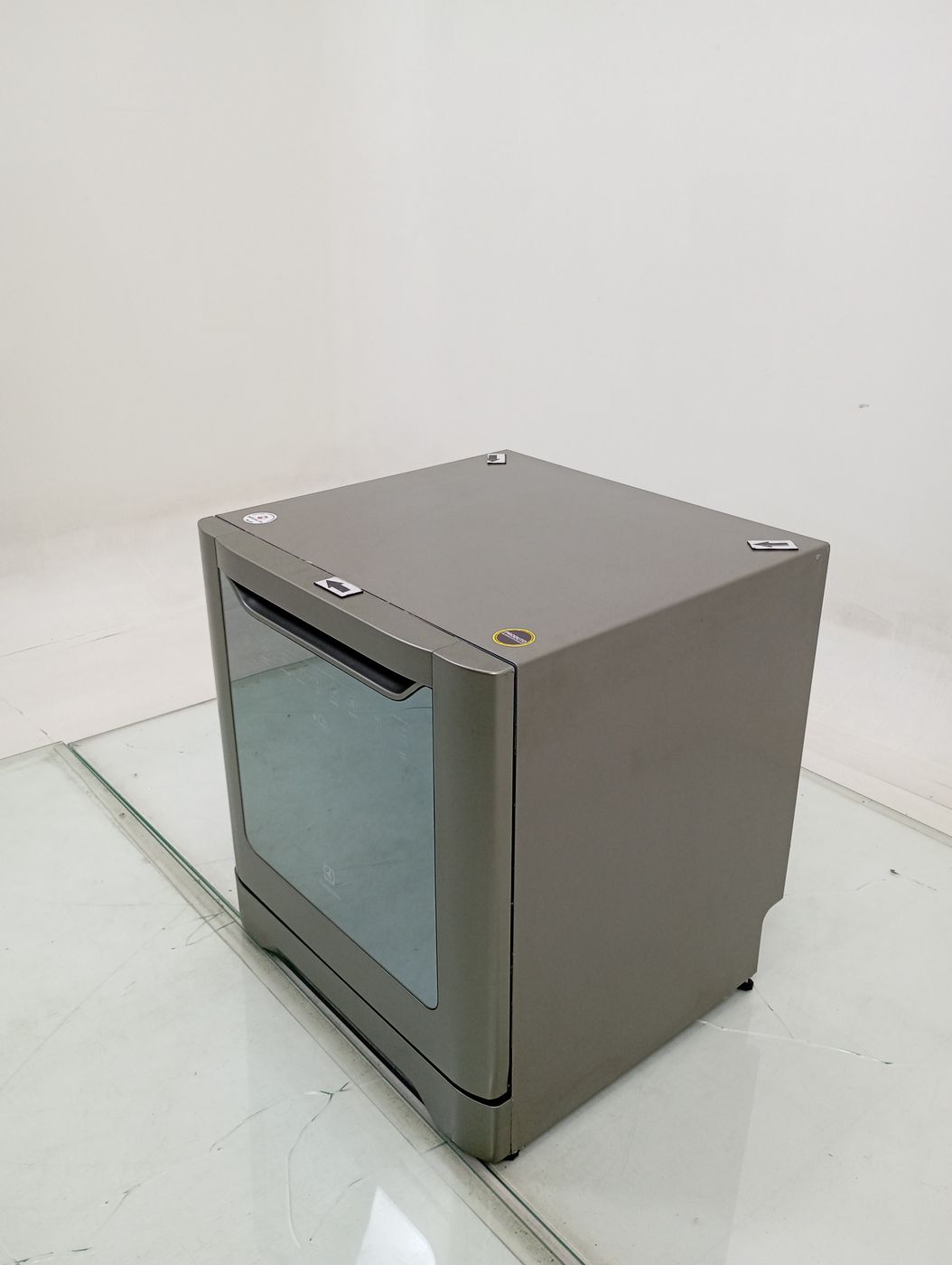 LAVA LOUCAS ELECTROLUX LE08S - Lava Louça Ele