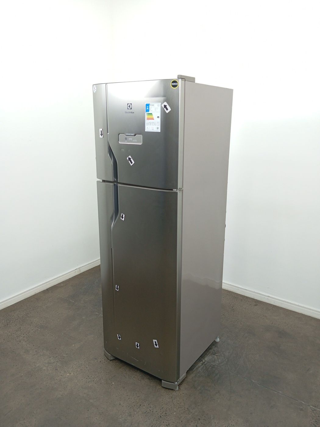 REFRIGERADOR ELECTROLUX DFX41 FROST FREE 371l