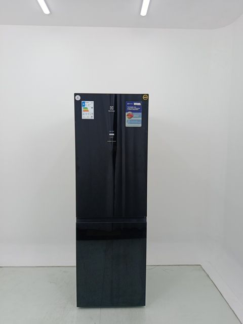 REFRIGERADOR ELECTROLUX IB42G - Refrigerador 