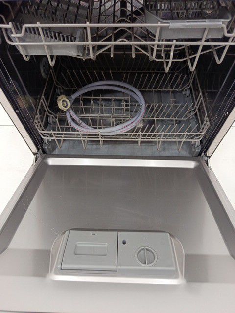 LAVA LOUCAS ELECTROLUX LL08S - Lava Louça Ele