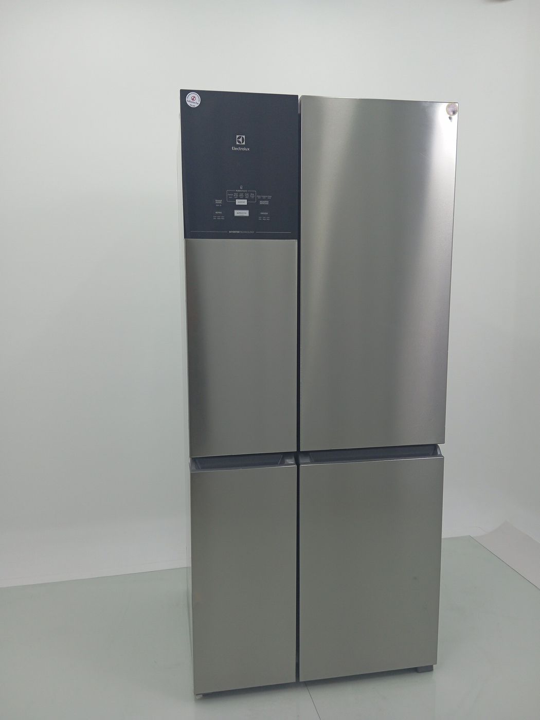 REFRIGERADOR ELECTROLUX IQ8S FROST FREE MULTI