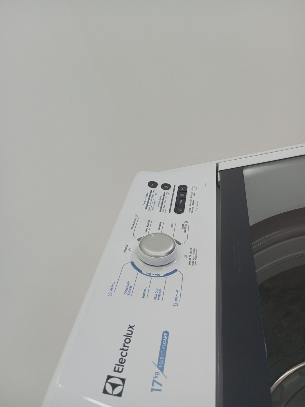 LAVADORA ELECTROLUX LED17 ROUPAS TOP LOAD 17K