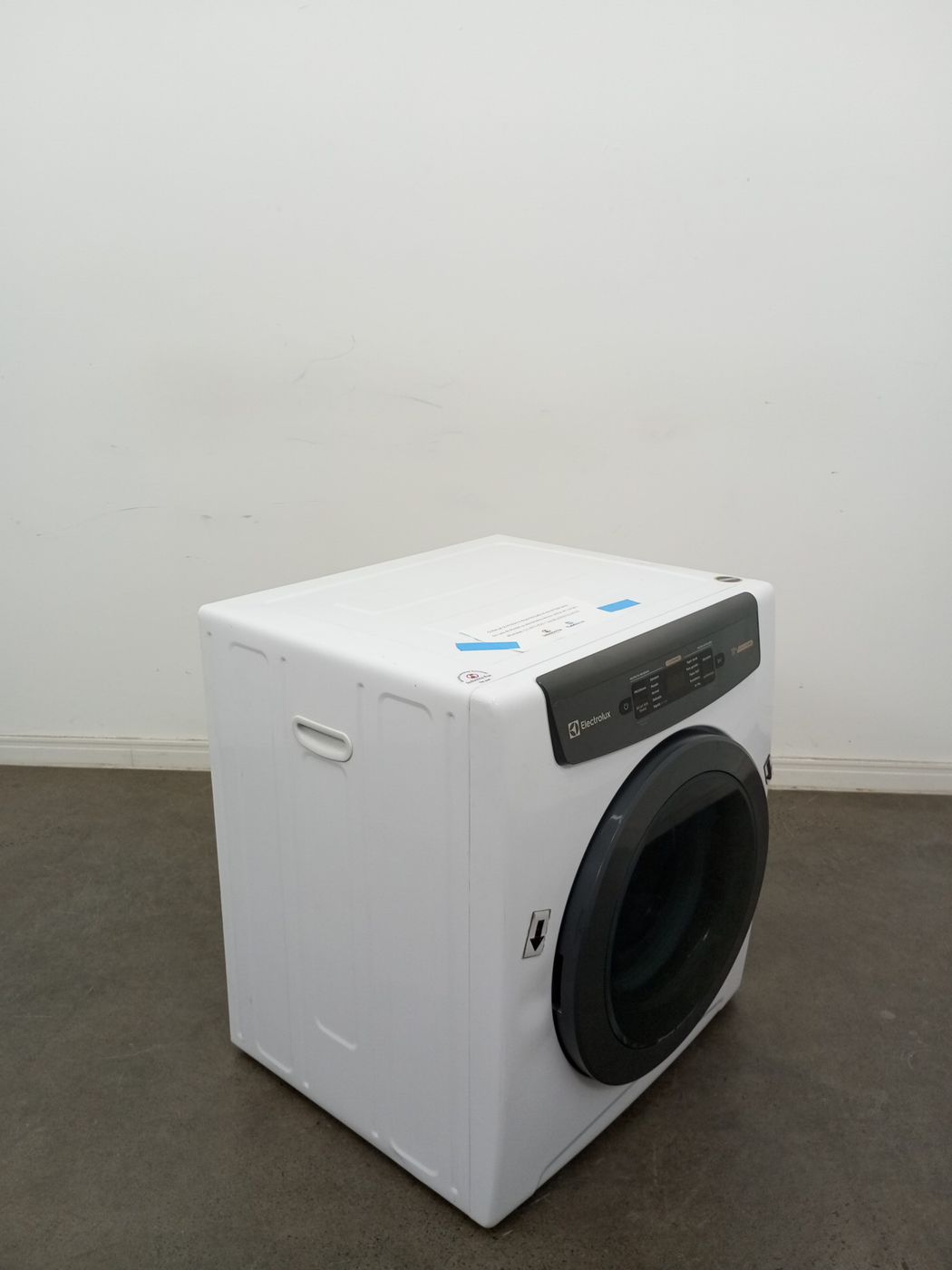 SECADORA ELECTROLUX SVB11 DE PAREDE E PISO 11