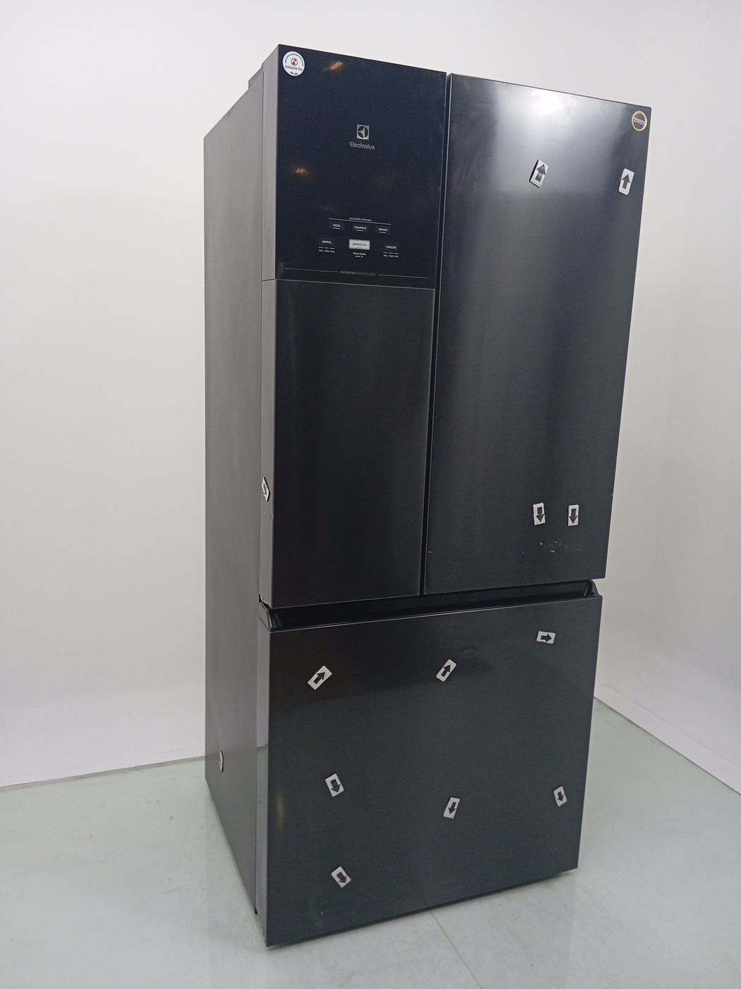 Refrigerador Electrolux Im8b - Refrigerador Electrolux Im8b-127 V-preto ...