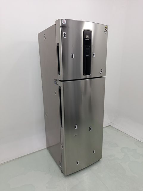 REFRIGERADOR ELECTROLUX IF43S FROST FREE 390L