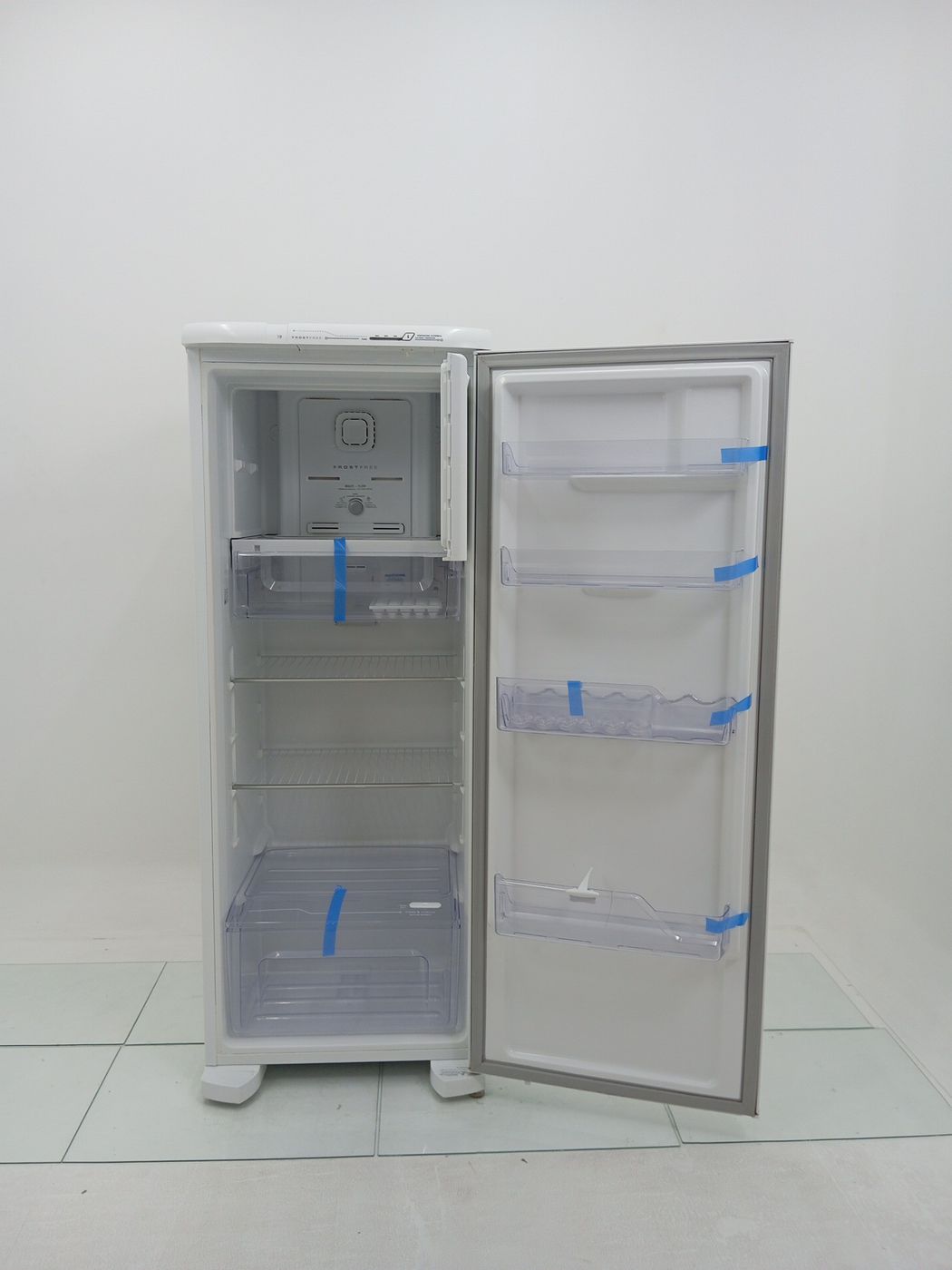 REFRIGERADOR ELECTROLUX RFE39 322l - BRANCO