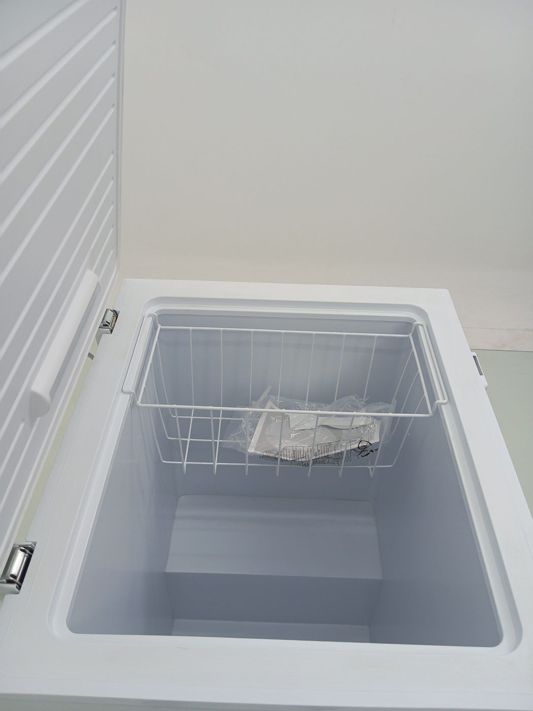 FREEZER ELECTROLUX HE150 HORIZONTAL 143L - BR