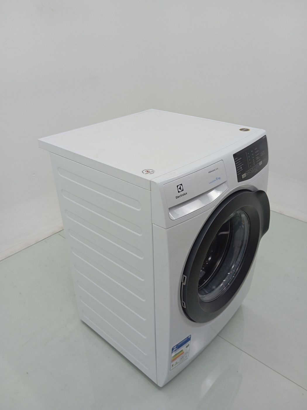 LAVADORA ELECTROLUX FRONT LOAD LFE11 11KG INV