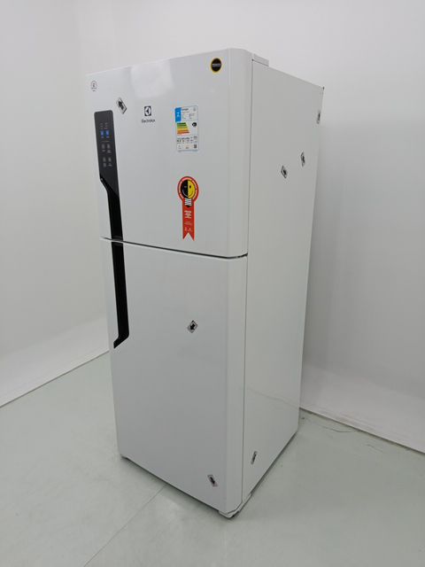 REFRIGERADOR ELECTROLUX TF55 - Refrigerador E