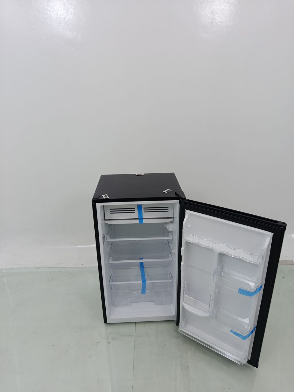 FRIGOBAR ELECTROLUX EM90B - Frigobar Electrol
