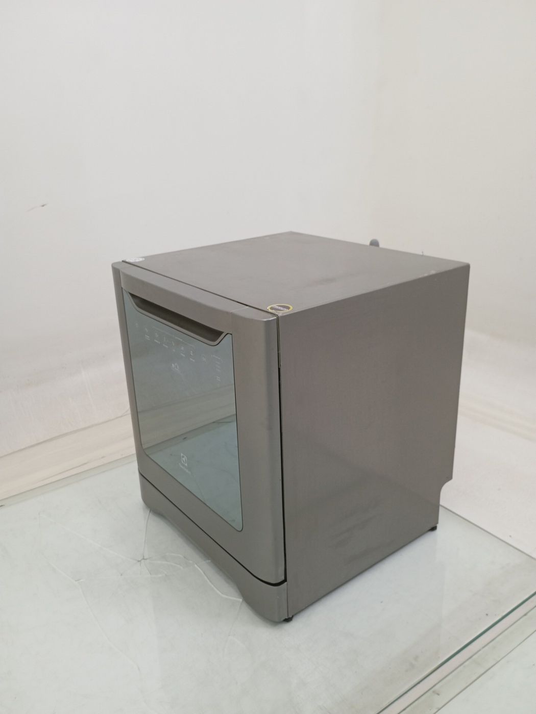 LAVA LOUCAS ELECTROLUX LE08S - Lava Louça Ele