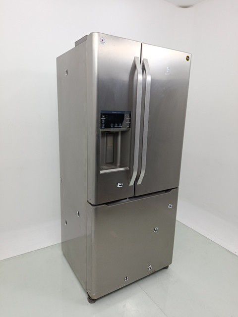 REFRIGERADOR ELECTROLUX FROST FREE DM85X TRES