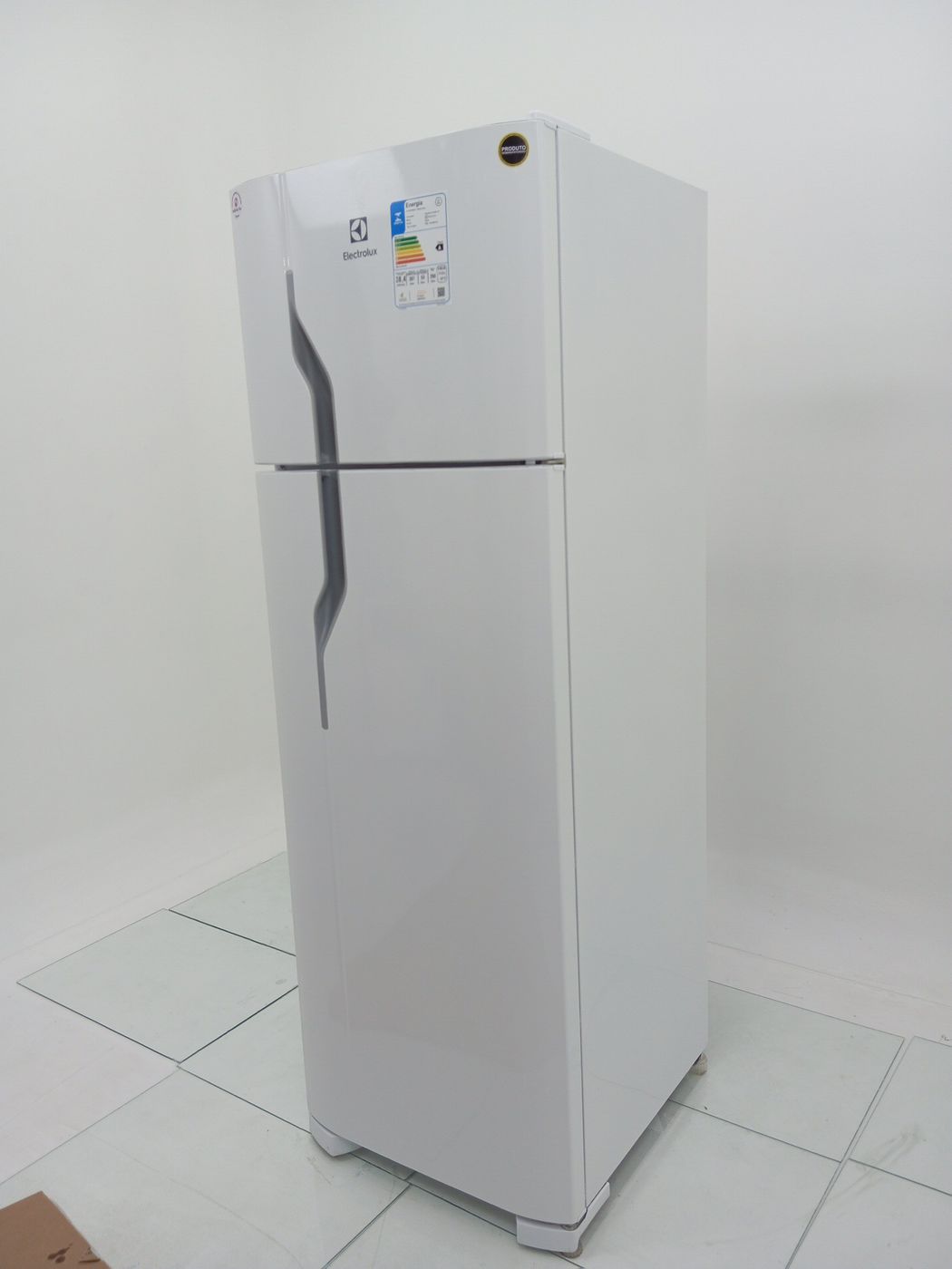 REFRIGERADOR ELECTROLUX DC35A   DUAS PORTAS C