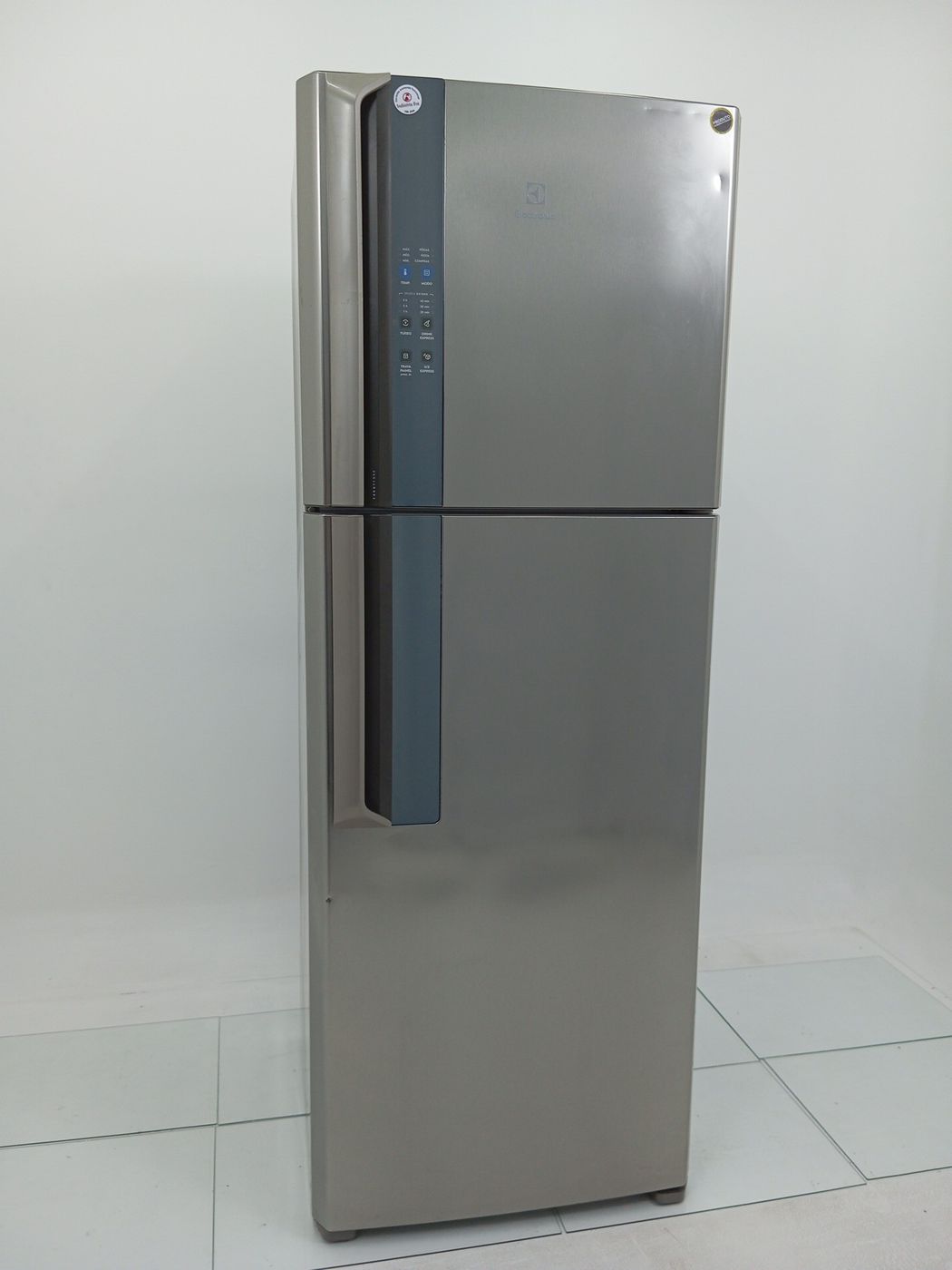REFRIGERADOR ELECTROLUX DF56S  DUAS PORTAS FR
