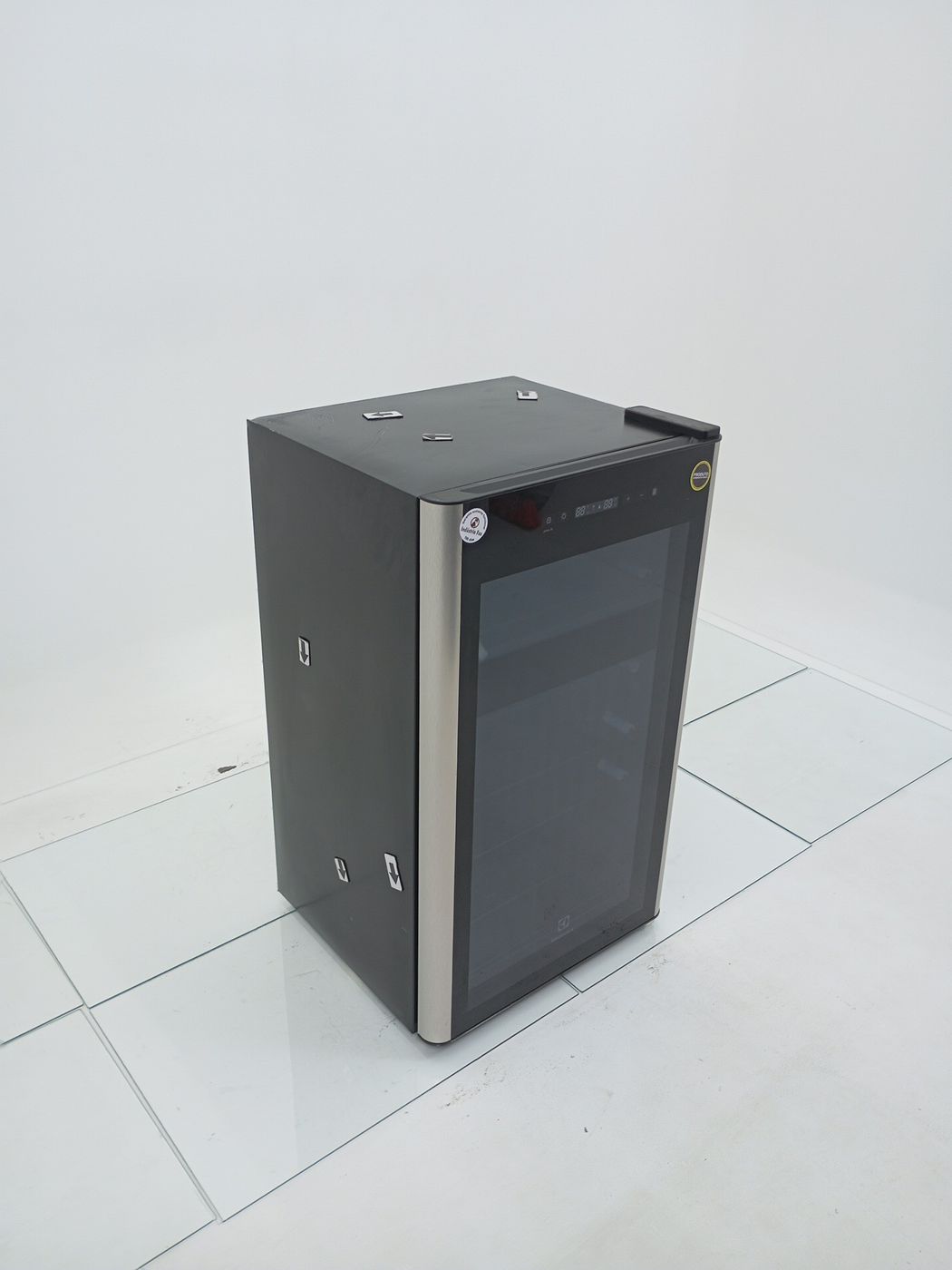 ADEGA ELECTROLUX WDF29 DUAL ZONE 29 GARRAFAS 