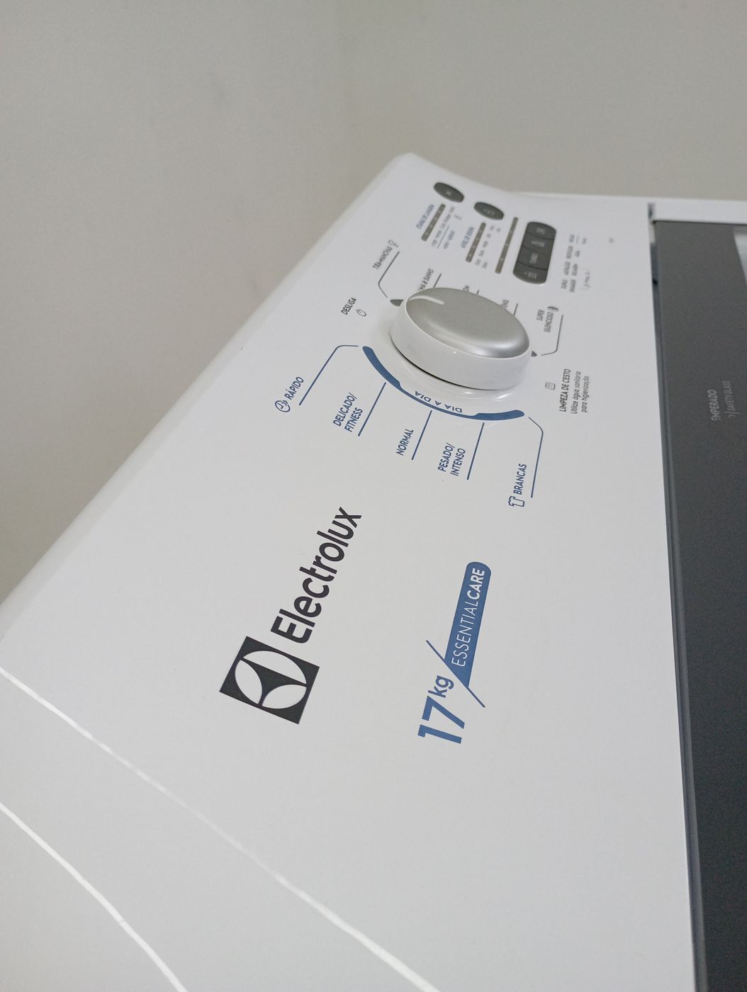 LAVADORA ELECTROLUX LED17 17KG ESSENTIAL CARE