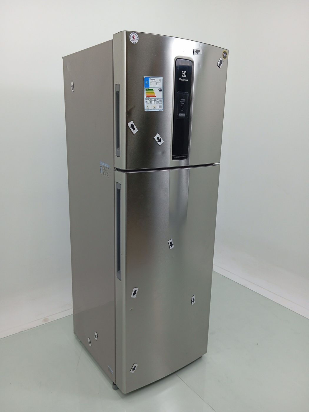REFRIGERADOR ELECTROLUX IF43S FROST FREE INVE