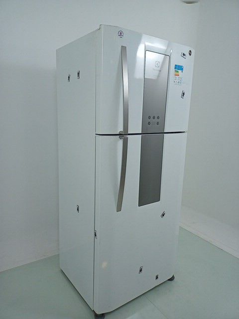 REFRIGERADOR ELECTROLUX DF82 DUAS PORTAS FROS
