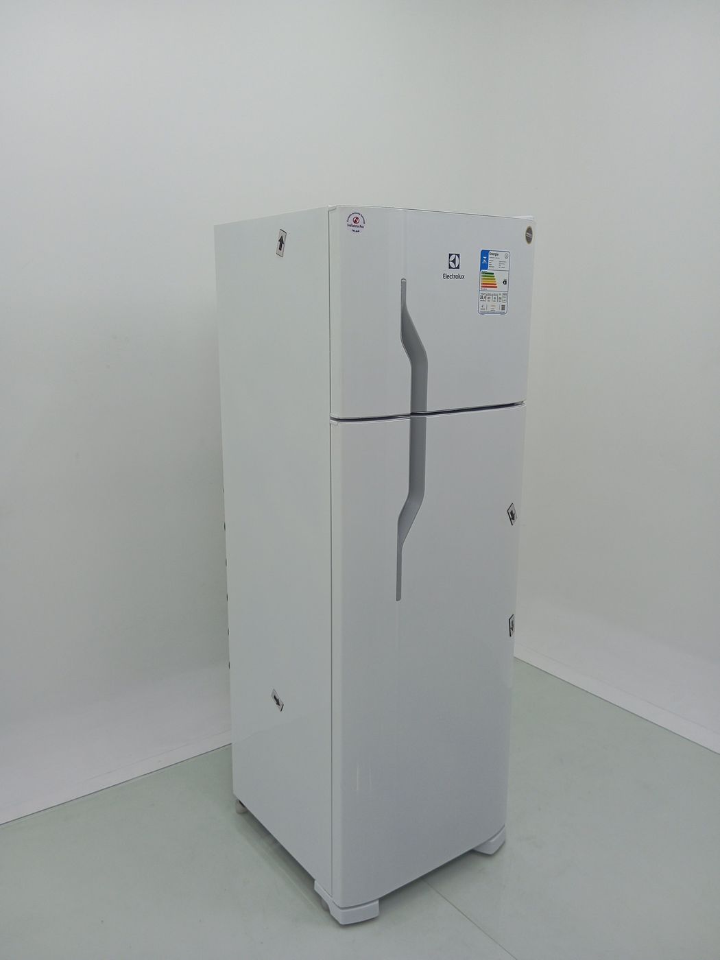 REFRIGERADOR ELECTROLUX DC35A   DUAS PORTAS C