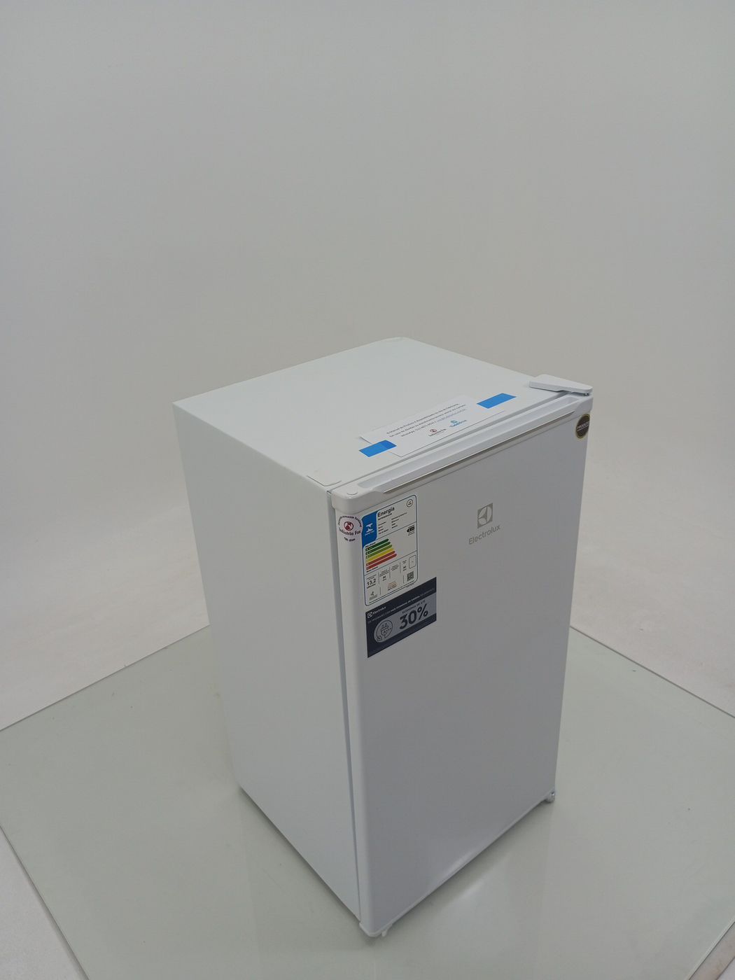 FRIGOBAR ELECTROLUX 90L EFFICIENT COM CONTROL
