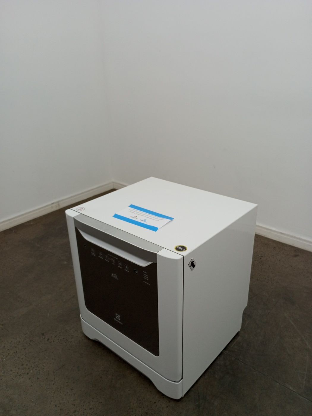 LAVA LOUCAS ELECTROLUX LV08B 8 SERVICOS  - BR