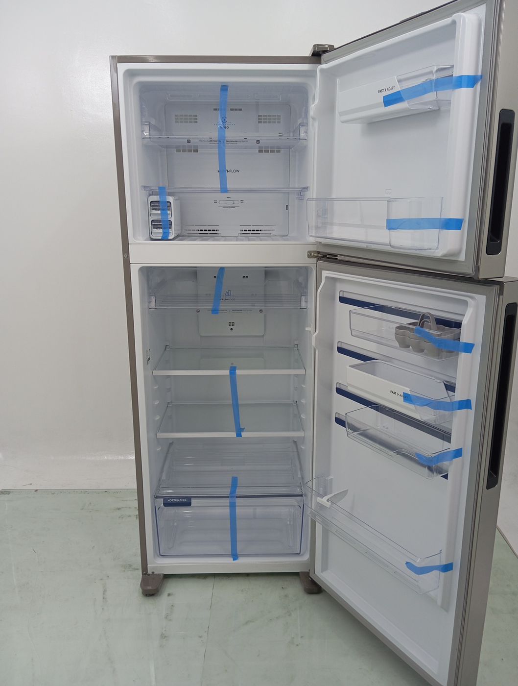 GELADEIRA ELECTROLUX IT70S FROST FREE INVERTE