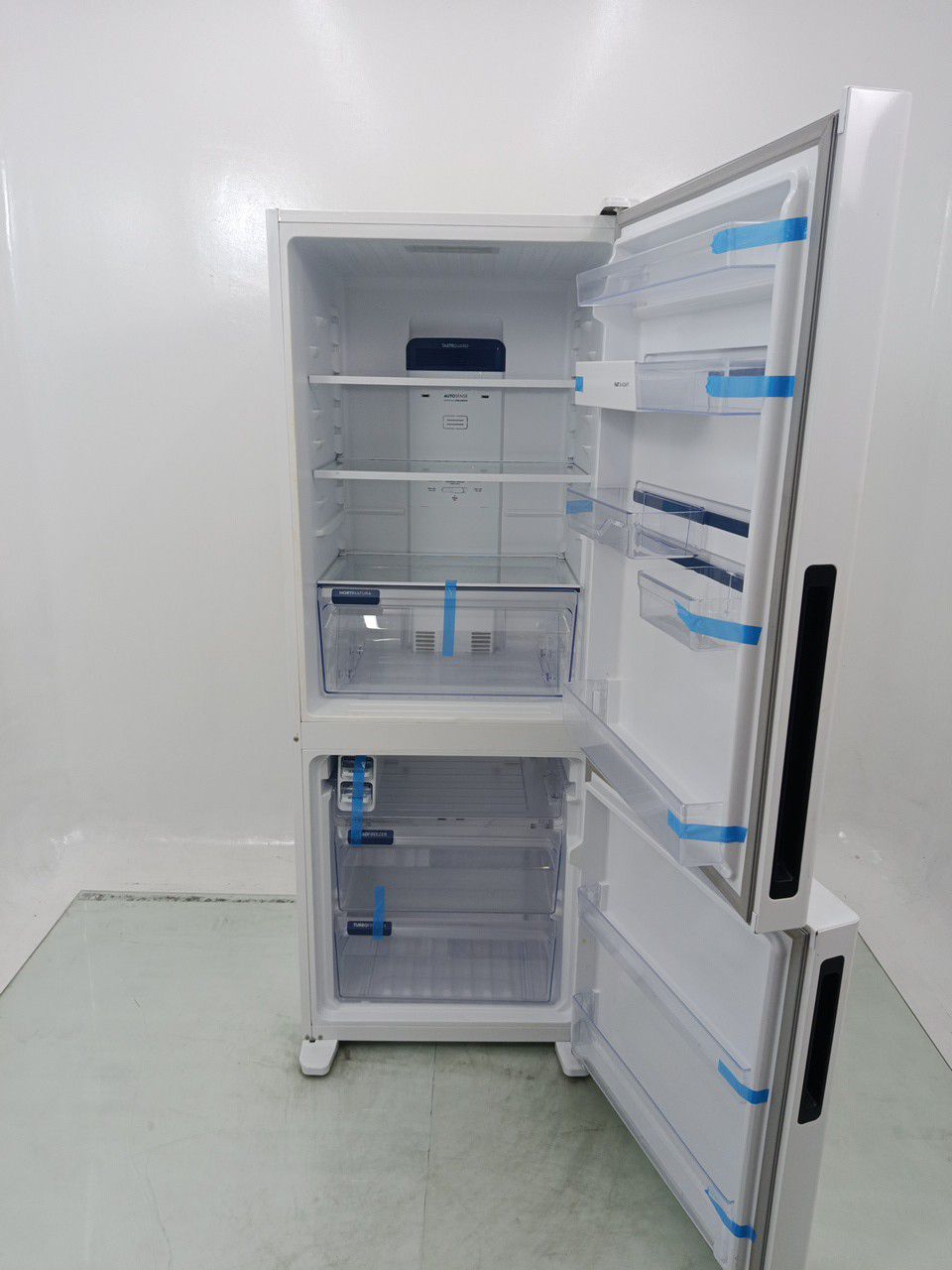 GELADEIRA ELECTROLUX IB7 FROST FREE INVERTER 