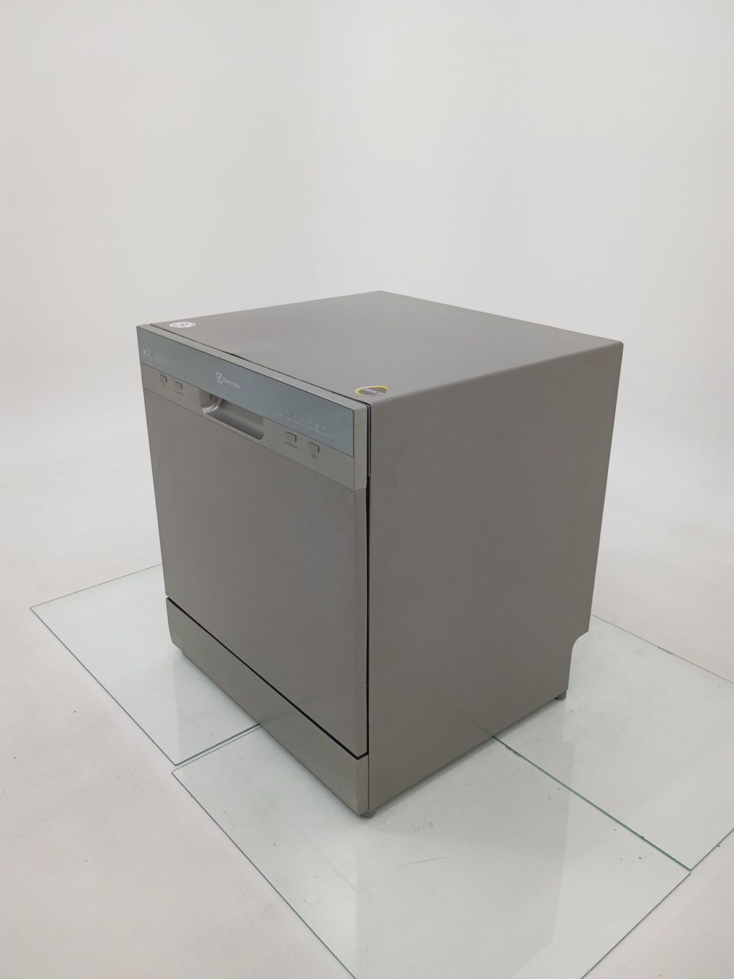 LAVA LOUCAS ELECTROLUX LL08S - Lava Louça Ele