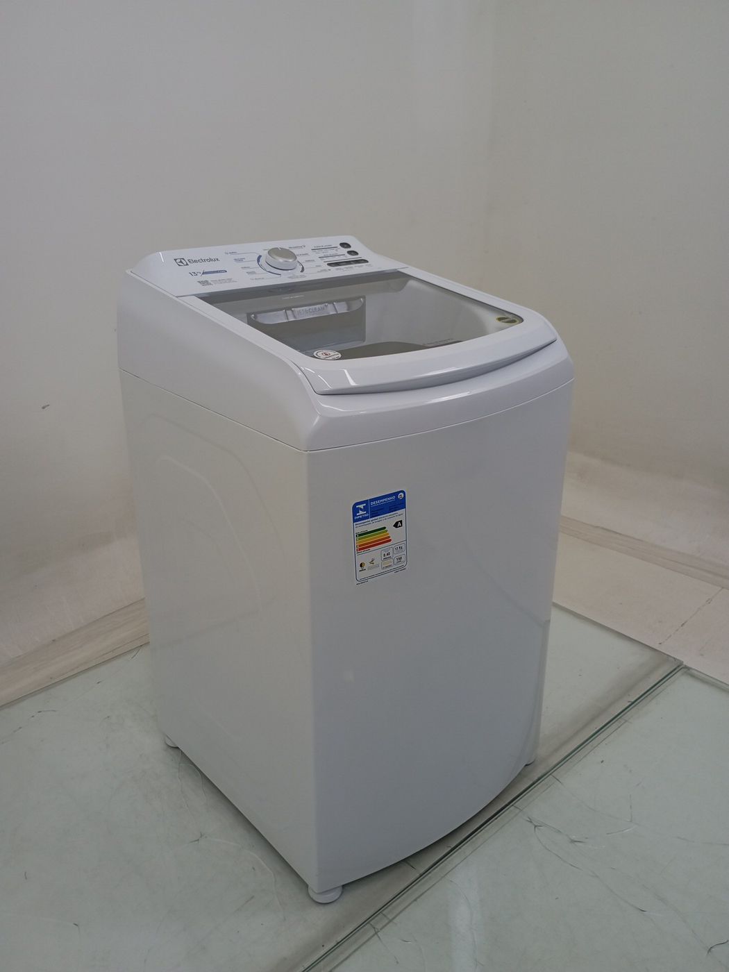 LAVADORA ELECTROLUX LED13 - Lavadora Electrol