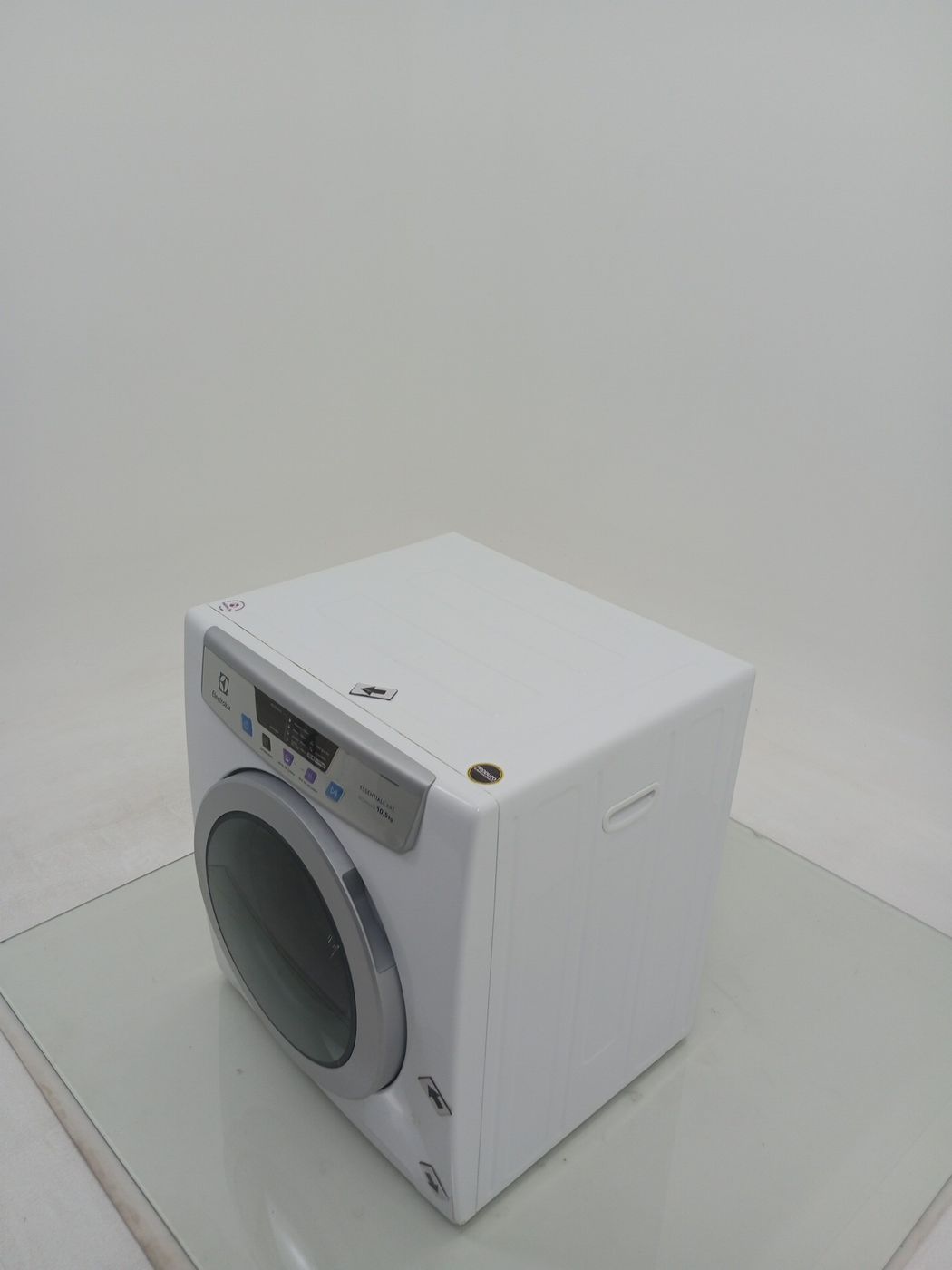 SECADORA ELECTROLUX SVP11 DE PAREDE E PISO 10