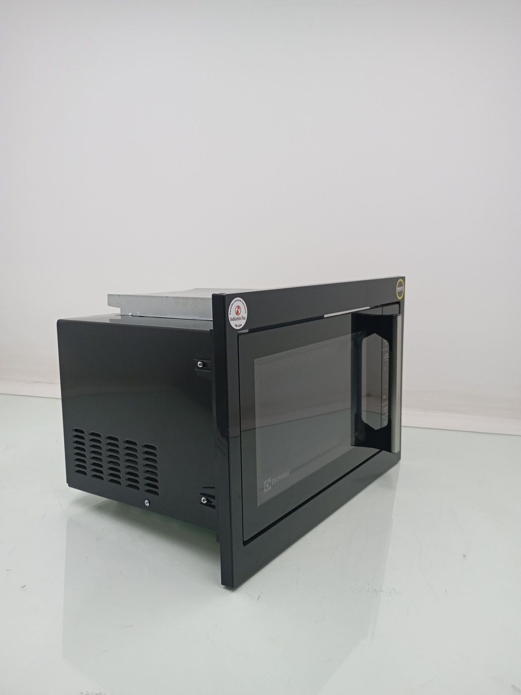 MICRO-ONDAS ELECTROLUX ME3BP - Micro-Ondas El