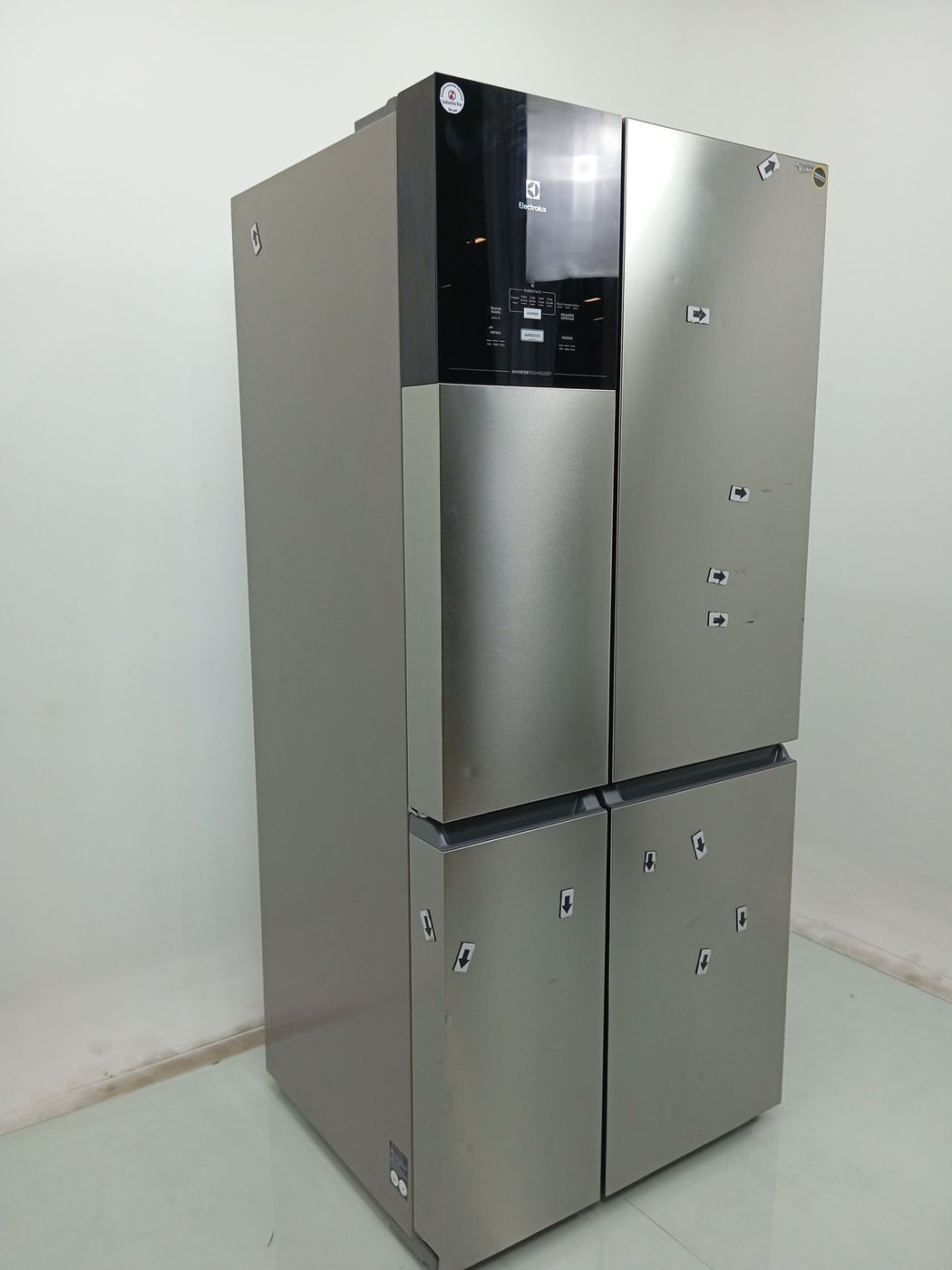 REFRIGERADOR ELECTROLUX IQ8S FROST FREE MULTI