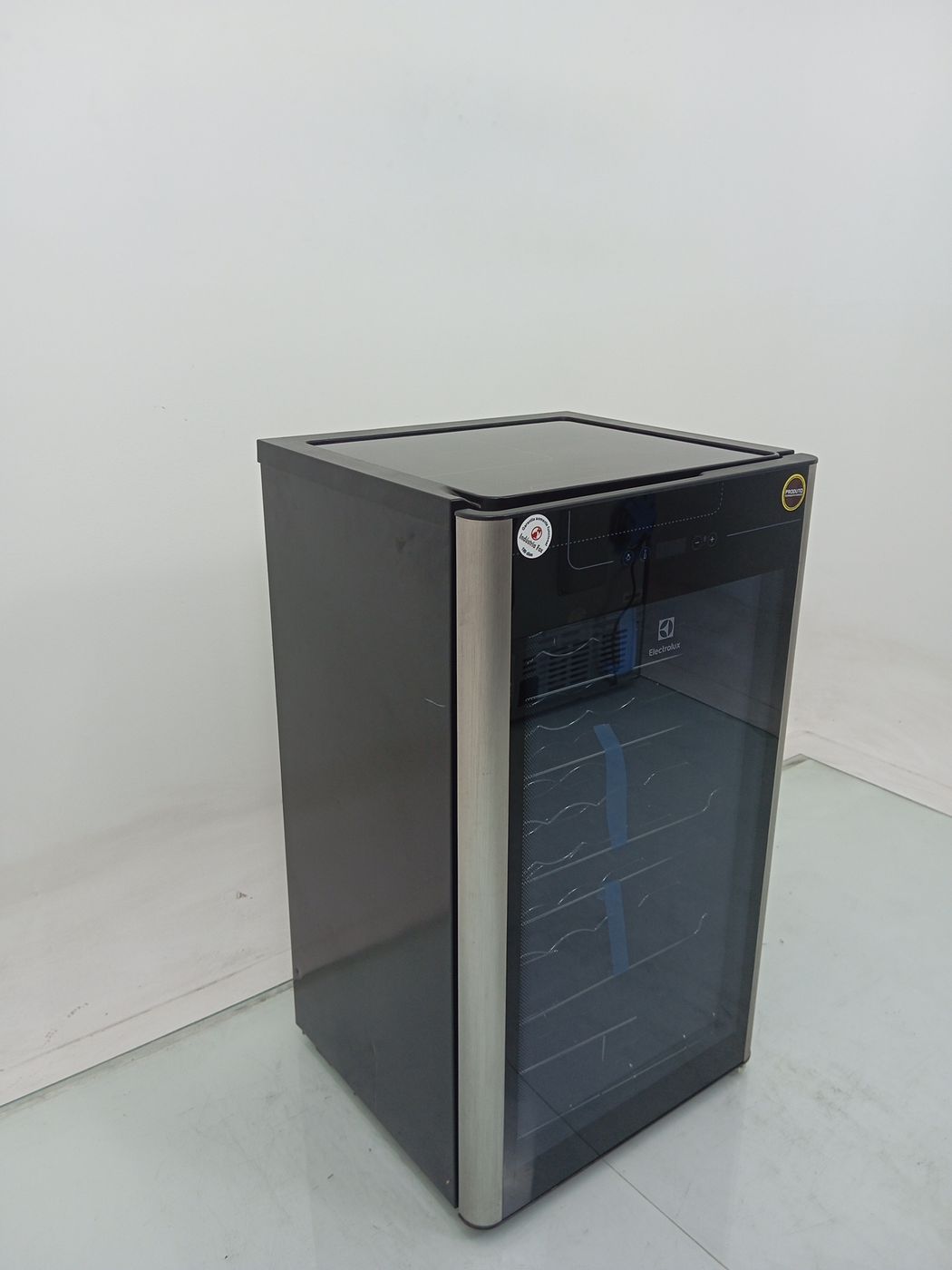 ADEGA ELECTROLUX ACS34 - Adega Electrolux ACS