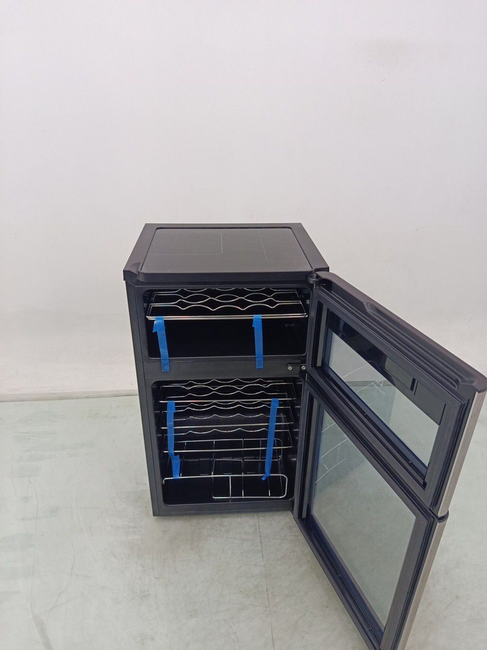 ADEGA ELECTROLUX ACD29 - Adega Electrolux ACD