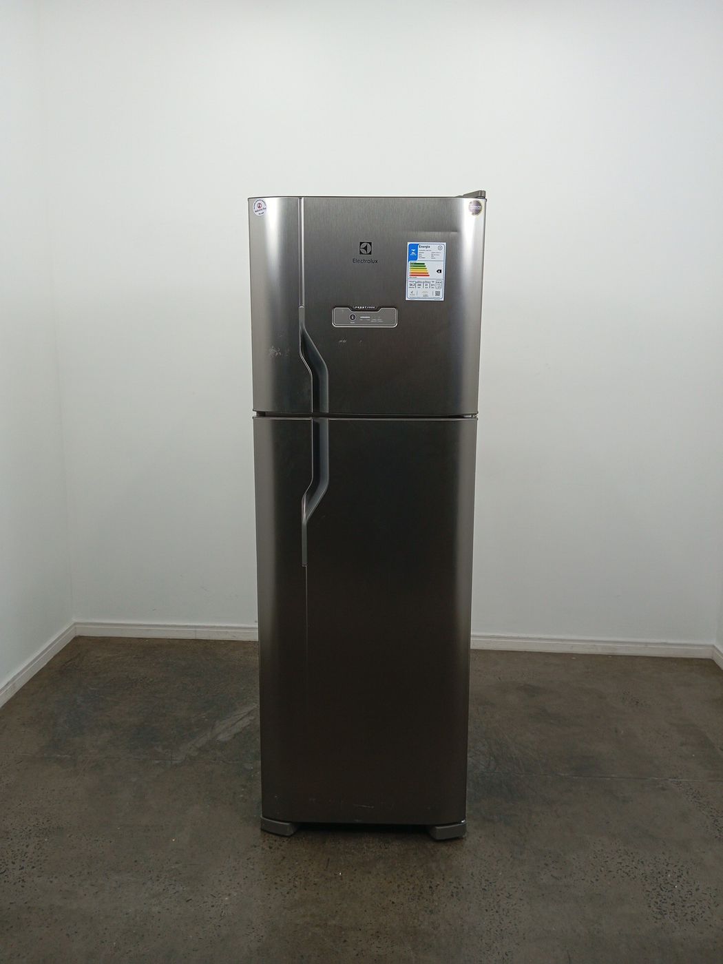 REFRIGERADOR ELECTROLUX DFX41 FROST FREE 371l