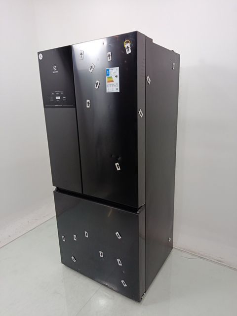 REFRIGERADOR ELECTROLUX IM8B FROST FREE INVER