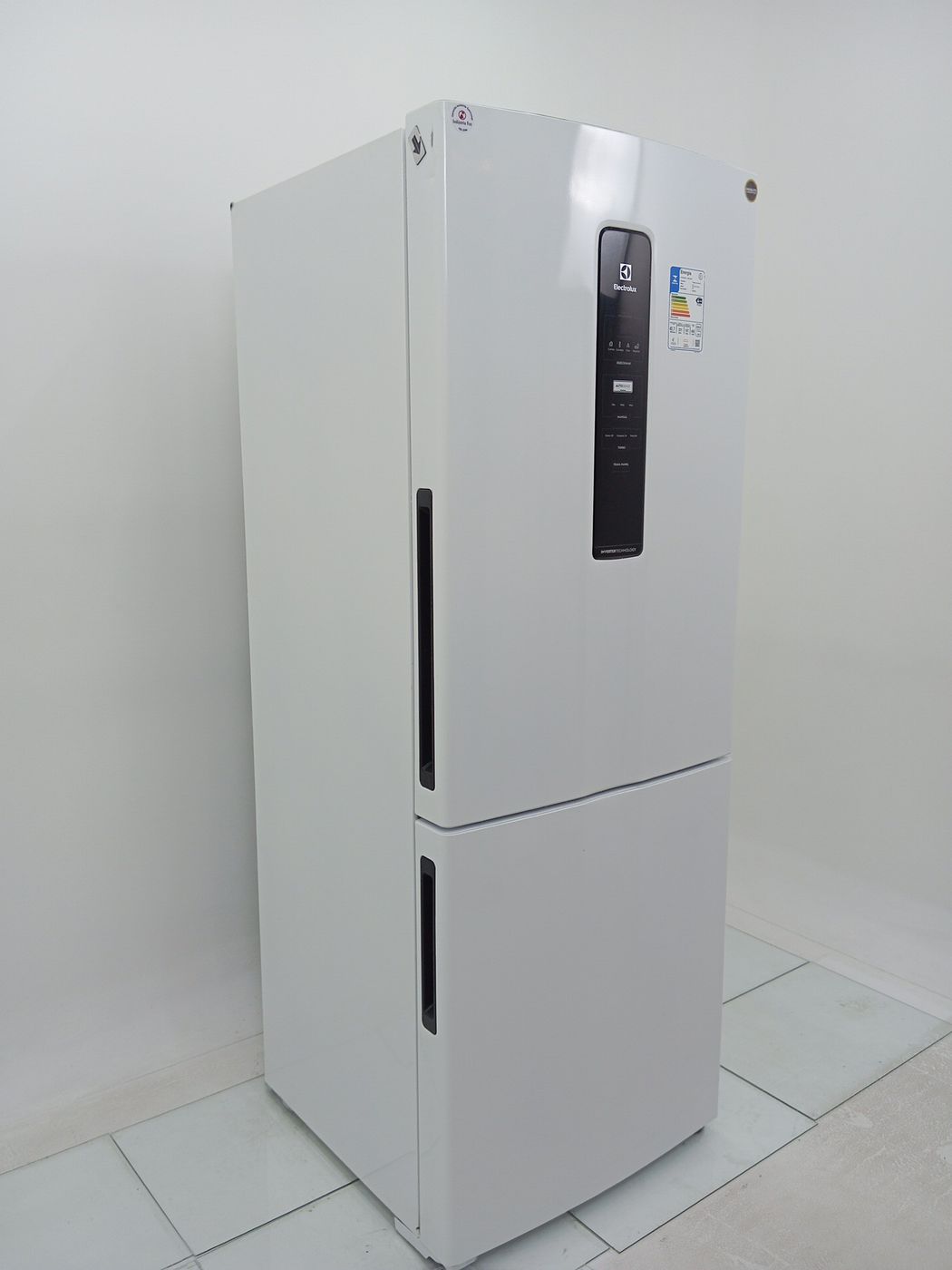 REFRIGERADOR ELECTROLUX IB55 DUAS PORTAS INVE