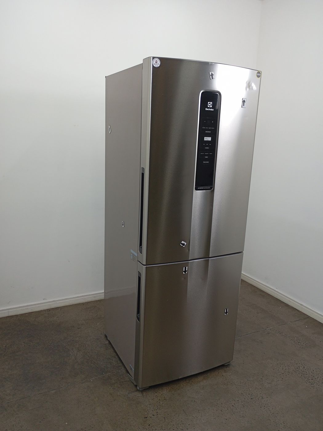 REFRIGERADOR ELECTROLUX IB7S FROST FREE INVER